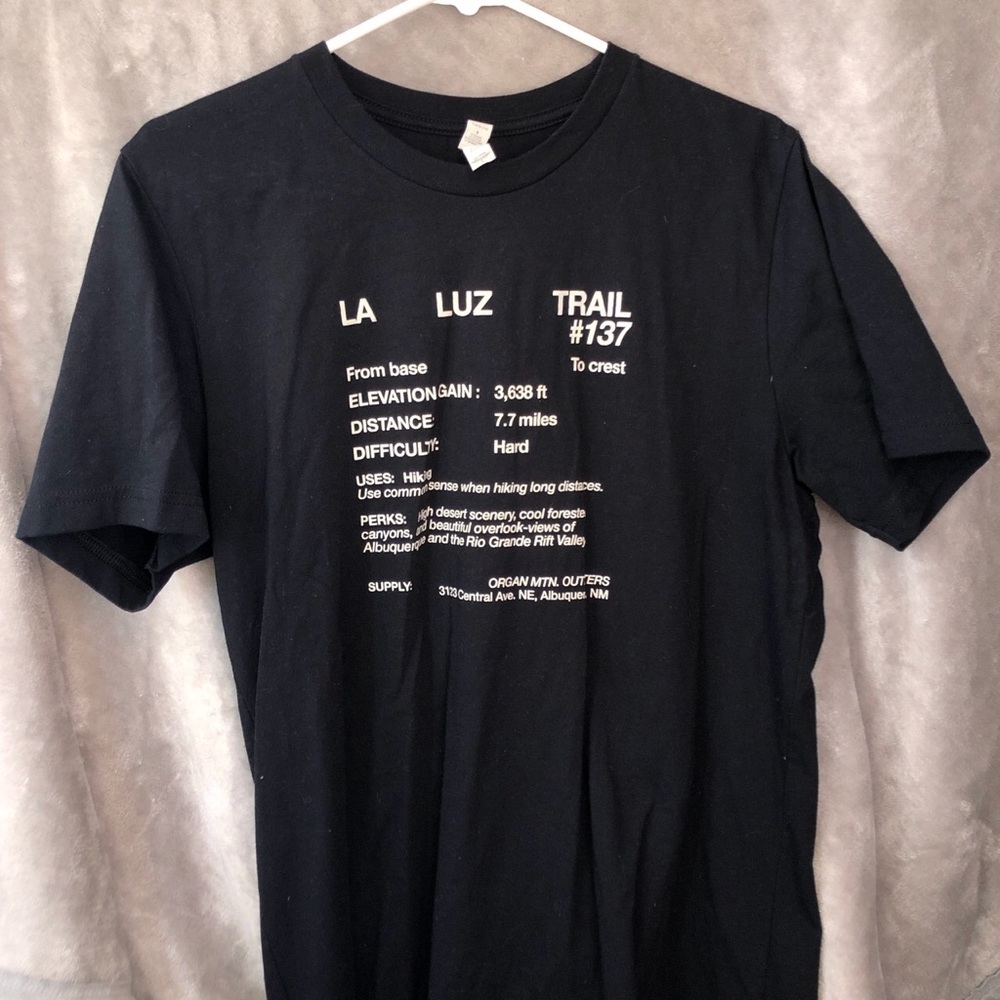 La Liz hiking tee 🌲